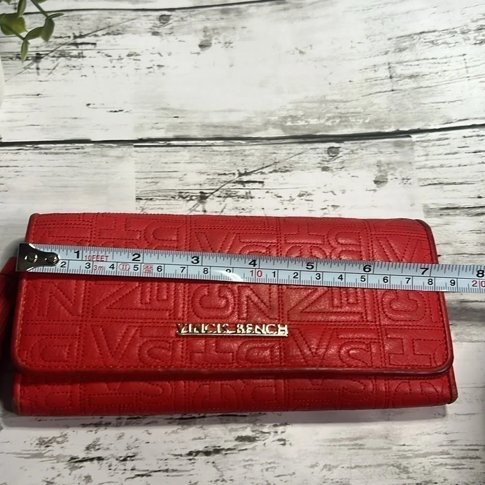 Vincis Bench Red Wallet